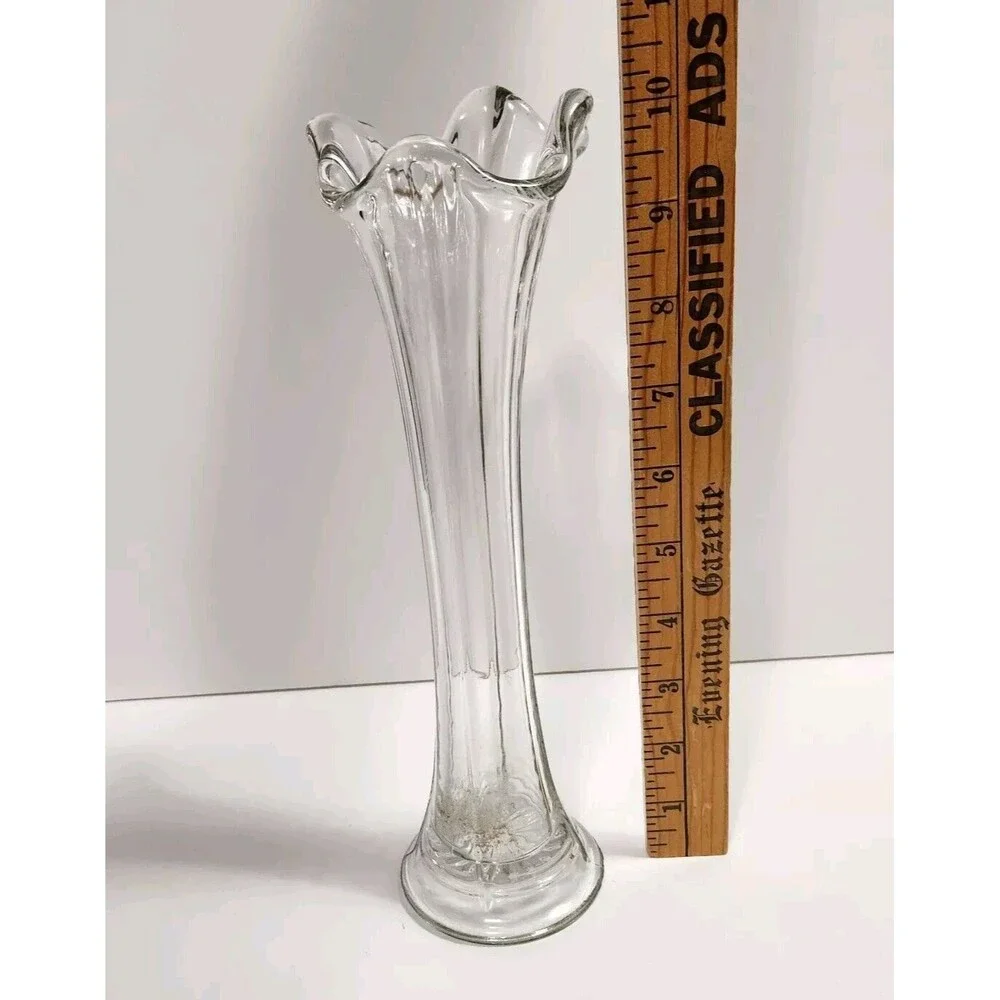 Vintage Clear Glass Swung Stretch Vase 10